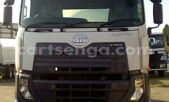 Nunua Ilio tumika Nissan UD White Lori ndani ya Manzini nchini Manzini Nunua Ilio tumika Nissan UD White Lori ndani ya Manzini nchini Manzini