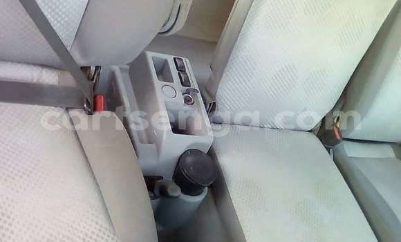 Nunua Ilio tumika Nissan UD White Lori ndani ya Manzini nchini Manzini Nunua Ilio tumika Nissan UD White Lori ndani ya Manzini nchini Manzini