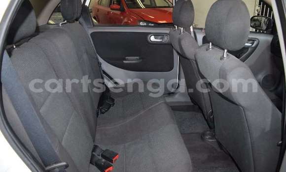 Nunua Ilio tumika Opel Corsa White Gari ndani ya Hlatikulu nchini Wilaya ya Shiselweni Nunua Ilio tumika Opel Corsa White Gari ndani ya Hlatikulu nchini Wilaya ya Shiselweni