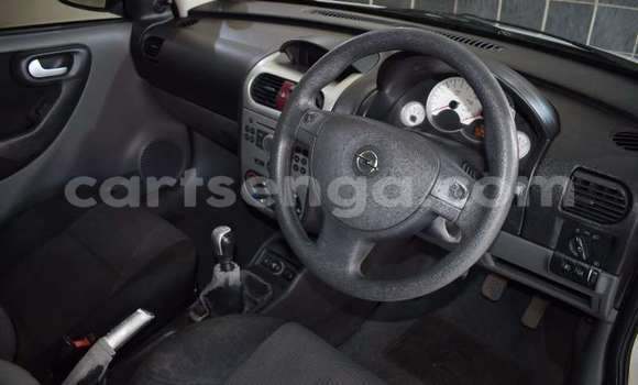 Nunua Ilio tumika Opel Corsa White Gari ndani ya Hlatikulu nchini Wilaya ya Shiselweni Nunua Ilio tumika Opel Corsa White Gari ndani ya Hlatikulu nchini Wilaya ya Shiselweni