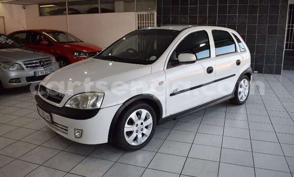 Nunua Ilio tumika Opel Corsa White Gari ndani ya Hlatikulu nchini Wilaya ya Shiselweni Nunua Ilio tumika Opel Corsa White Gari ndani ya Hlatikulu nchini Wilaya ya Shiselweni