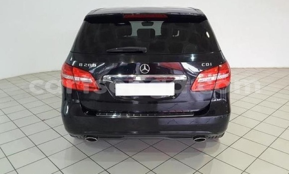 Acheter Occasion Voiture Mercedes‒Benz B-klasse Noir à Mbabane, Manzini Acheter Occasion Voiture Mercedes‒Benz B-klasse Noir à Mbabane, Manzini