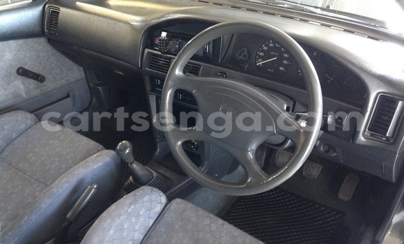 Nunua Ilio tumika Toyota Runx White Gari ndani ya Mbabane nchini Manzini Nunua Ilio tumika Toyota Runx White Gari ndani ya Mbabane nchini Manzini