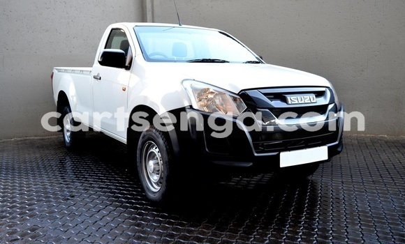 Acheter Occasion Voiture Isuzu KB Blanc à Big Bend, Lubombo District Acheter Occasion Voiture Isuzu KB Blanc à Big Bend, Lubombo District