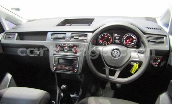 Buy Used Volkswagen Caddy Red Car in Bhunya in Manzini Buy Used Volkswagen Caddy Red Car in Bhunya in Manzini