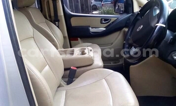 Buy Used Hyundai H1 White Car in Mbabane in Manzini Buy Used Hyundai H1 White Car in Mbabane in Manzini