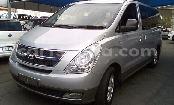 Buy Used Hyundai H1 White Car in Mbabane in Manzini Buy Used Hyundai H1 White Car in Mbabane in Manzini