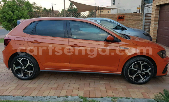 Nunua Ilio tumika Volkswagen Polo Brown Gari ndani ya Big Bend nchini Wilaya ya Lubombo Nunua Ilio tumika Volkswagen Polo Brown Gari ndani ya Big Bend nchini Wilaya ya Lubombo