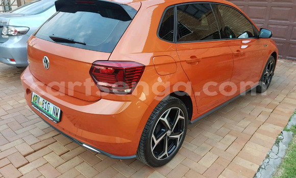 Nunua Ilio tumika Volkswagen Polo Brown Gari ndani ya Big Bend nchini Wilaya ya Lubombo Nunua Ilio tumika Volkswagen Polo Brown Gari ndani ya Big Bend nchini Wilaya ya Lubombo