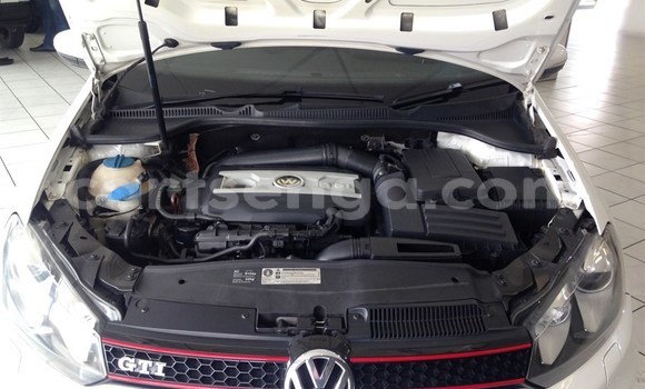 Nunua Ilio tumika Volkswagen Golf GTI White Gari ndani ya Mbabane nchini Manzini Nunua Ilio tumika Volkswagen Golf GTI White Gari ndani ya Mbabane nchini Manzini