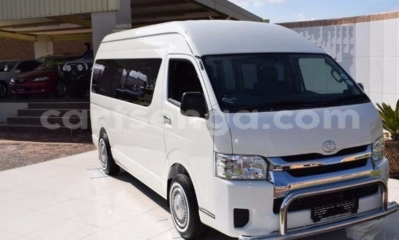 Nunua Ilio tumika Toyota Sprinter White Gari ndani ya Mbabane nchini Manzini Nunua Ilio tumika Toyota Sprinter White Gari ndani ya Mbabane nchini Manzini