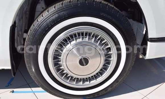 Nunua Ilio tumika Toyota Sprinter White Gari ndani ya Mbabane nchini Manzini Nunua Ilio tumika Toyota Sprinter White Gari ndani ya Mbabane nchini Manzini