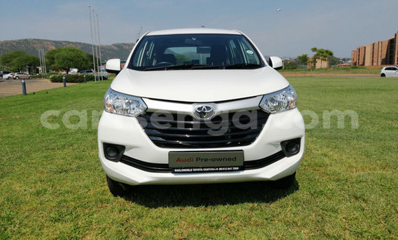 Nunua Ilio tumika Toyota Avanza White Gari ndani ya Bulembu nchini Hhohho Nunua Ilio tumika Toyota Avanza White Gari ndani ya Bulembu nchini Hhohho