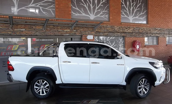 Nunua Ilio tumika Toyota Hilux White Gari ndani ya Hlatikulu nchini Wilaya ya Shiselweni Nunua Ilio tumika Toyota Hilux White Gari ndani ya Hlatikulu nchini Wilaya ya Shiselweni