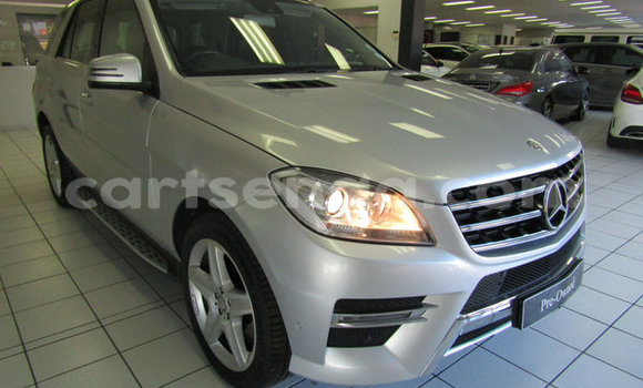 Nunua Ilio tumika Mercedes‒Benz AMG GLC Silver Gari ndani ya Ezulwini nchini Hhohho Nunua Ilio tumika Mercedes‒Benz AMG GLC Silver Gari ndani ya Ezulwini nchini Hhohho