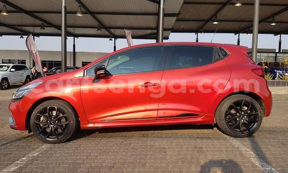 Nunua Ilio tumika Renault Clio RS Red Gari ndani ya Ezulwini nchini Hhohho Nunua Ilio tumika Renault Clio RS Red Gari ndani ya Ezulwini nchini Hhohho