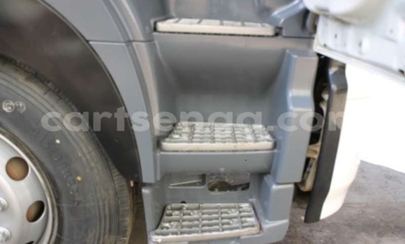 Nunua Ilio tumika Hino 300 Series White Lori ndani ya Manzini nchini Manzini Nunua Ilio tumika Hino 300 Series White Lori ndani ya Manzini nchini Manzini