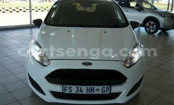 Acheter Occasion Voiture Ford Fiesta Blanc à Ezulwini, Hhohho Acheter Occasion Voiture Ford Fiesta Blanc à Ezulwini, Hhohho