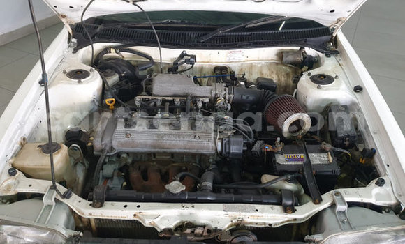 Nunua Ilio tumika Toyota Corolla White Gari ndani ya Ezulwini nchini Hhohho Nunua Ilio tumika Toyota Corolla White Gari ndani ya Ezulwini nchini Hhohho