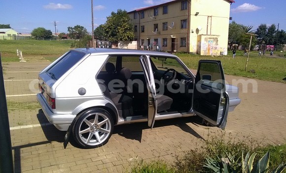 Nunua Ilio tumika Volkswagen Golf Silver Gari ndani ya Ezulwini nchini Hhohho Nunua Ilio tumika Volkswagen Golf Silver Gari ndani ya Ezulwini nchini Hhohho