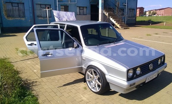 Nunua Ilio tumika Volkswagen Golf Silver Gari ndani ya Ezulwini nchini Hhohho Nunua Ilio tumika Volkswagen Golf Silver Gari ndani ya Ezulwini nchini Hhohho