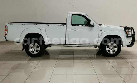 Buy Used Mazda BT-50 White Car in Ezulwini in Hhohho Buy Used Mazda BT-50 White Car in Ezulwini in Hhohho