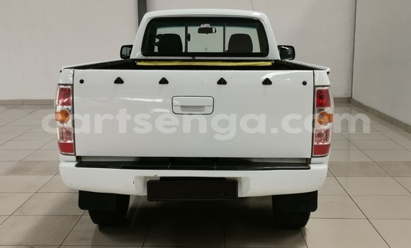 Buy Used Mazda BT-50 White Car in Ezulwini in Hhohho Buy Used Mazda BT-50 White Car in Ezulwini in Hhohho