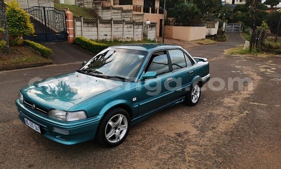 Nunua Ilio tumika Toyota Corolla Blue Gari ndani ya Ezulwini nchini Hhohho Nunua Ilio tumika Toyota Corolla Blue Gari ndani ya Ezulwini nchini Hhohho