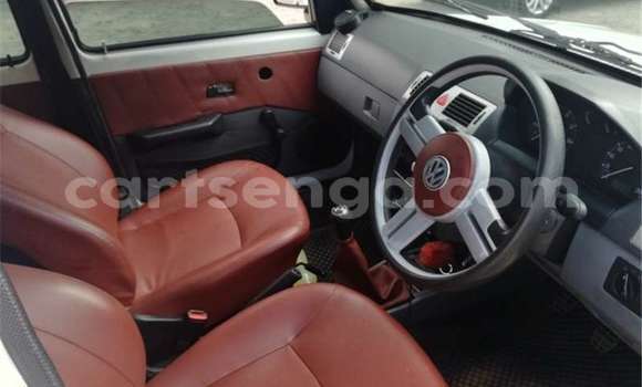 Buy Used Volkswagen Golf White Car in Ezulwini in Hhohho Buy Used Volkswagen Golf White Car in Ezulwini in Hhohho