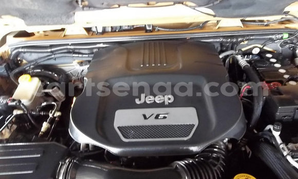 Nunua Ilio tumika Jeep Cherokee Brown Gari ndani ya Hlatikulu nchini Wilaya ya Shiselweni Nunua Ilio tumika Jeep Cherokee Brown Gari ndani ya Hlatikulu nchini Wilaya ya Shiselweni