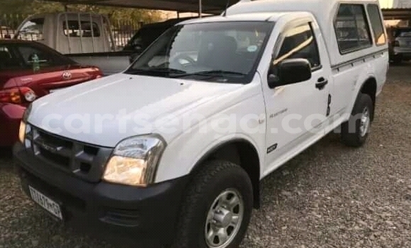 Buy Used Isuzu KB White Car in Ezulwini in Hhohho Buy Used Isuzu KB White Car in Ezulwini in Hhohho