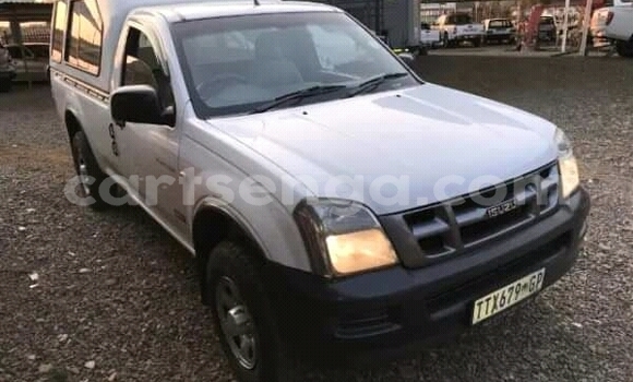 Buy Used Isuzu KB White Car in Ezulwini in Hhohho Buy Used Isuzu KB White Car in Ezulwini in Hhohho