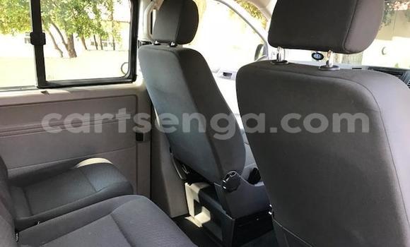 Acheter Occasion Voiture Volkswagen Caravelle Gris à Bhunya, Manzini Acheter Occasion Voiture Volkswagen Caravelle Gris à Bhunya, Manzini