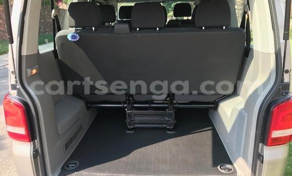 Acheter Occasion Voiture Volkswagen Caravelle Gris à Bhunya, Manzini Acheter Occasion Voiture Volkswagen Caravelle Gris à Bhunya, Manzini