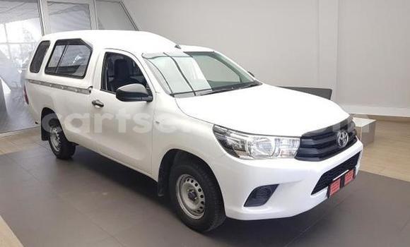 Acheter Occasion Voiture Toyota Hilux Blanc à Bhunya, Manzini Acheter Occasion Voiture Toyota Hilux Blanc à Bhunya, Manzini