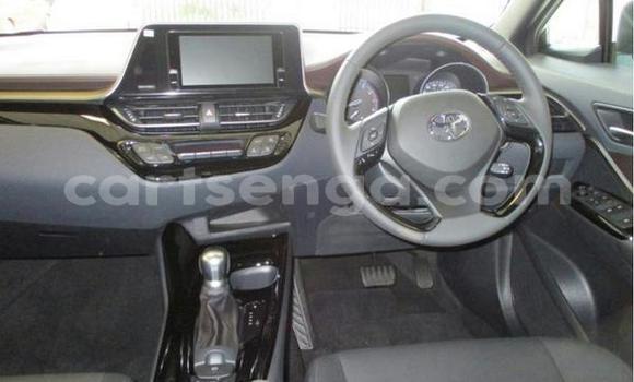 Acheter Occasion Voiture Toyota C-HR Rouge à Bhunya, Manzini Acheter Occasion Voiture Toyota C-HR Rouge à Bhunya, Manzini