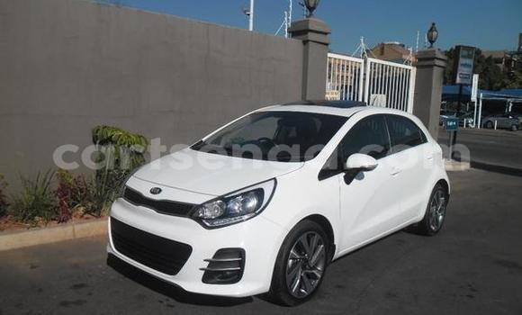 Acheter Occasion Voiture Kia Rio Blanc à Bhunya, Manzini Acheter Occasion Voiture Kia Rio Blanc à Bhunya, Manzini