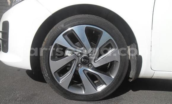 Acheter Occasion Voiture Kia Rio Blanc à Bhunya, Manzini Acheter Occasion Voiture Kia Rio Blanc à Bhunya, Manzini