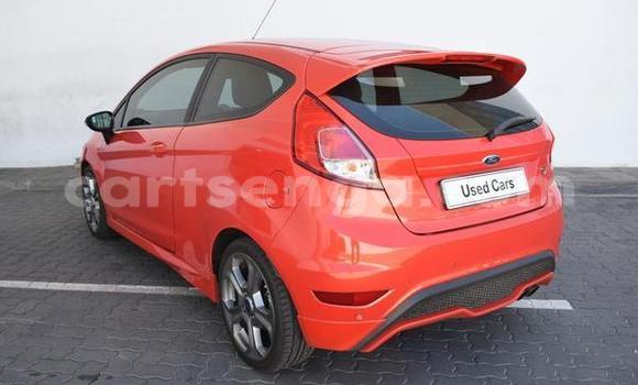 Acheter Occasion Voiture Ford Festiva Rouge à Bhunya, Manzini Acheter Occasion Voiture Ford Festiva Rouge à Bhunya, Manzini
