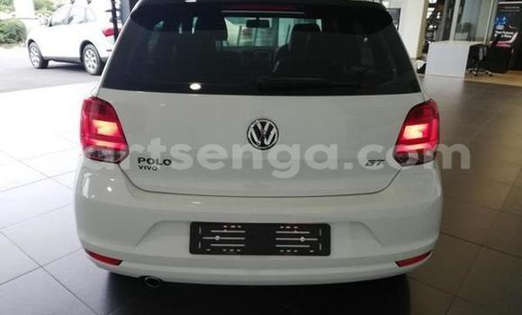 Acheter Occasion Voiture Volkswagen Polo Blanc à Bhunya, Manzini Acheter Occasion Voiture Volkswagen Polo Blanc à Bhunya, Manzini