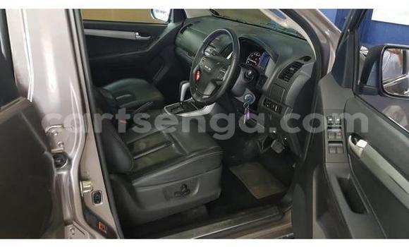 Acheter Occasion Voiture Isuzu KB Gris à Bhunya, Manzini Acheter Occasion Voiture Isuzu KB Gris à Bhunya, Manzini