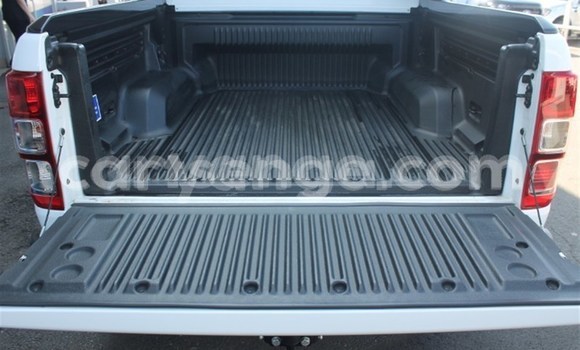 Acheter Occasion Voiture Kia Sportage Rouge à Matsapha, Manzini Acheter Occasion Voiture Kia Sportage Rouge à Matsapha, Manzini