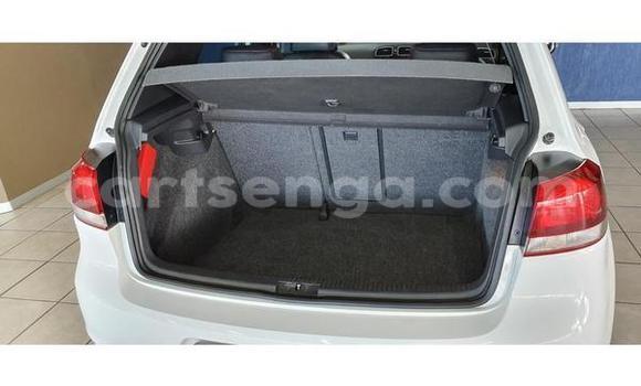Acheter Occasion Voiture Volkswagen Golf Blanc à Bhunya, Manzini Acheter Occasion Voiture Volkswagen Golf Blanc à Bhunya, Manzini