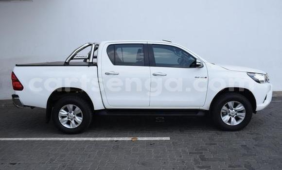 Acheter Occasion Voiture Toyota Hilux Blanc à Bhunya, Manzini Acheter Occasion Voiture Toyota Hilux Blanc à Bhunya, Manzini
