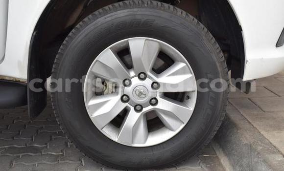 Acheter Occasion Voiture Toyota Hilux Blanc à Bhunya, Manzini Acheter Occasion Voiture Toyota Hilux Blanc à Bhunya, Manzini