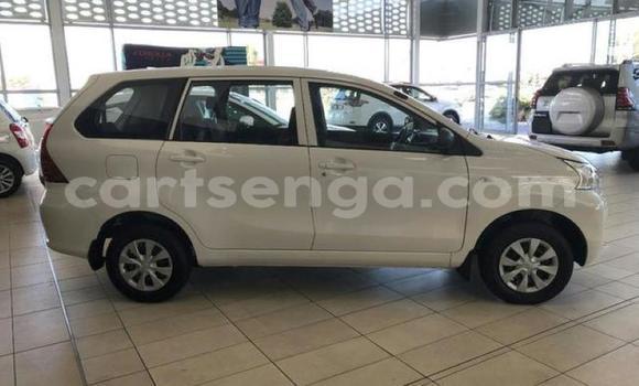 Acheter Occasion Voiture Toyota Avanza Blanc à Bhunya, Manzini Acheter Occasion Voiture Toyota Avanza Blanc à Bhunya, Manzini