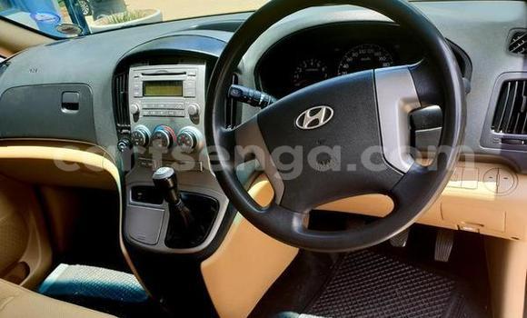 Acheter Occasion Voiture Hyundai H1 Gris à Bhunya, Manzini Acheter Occasion Voiture Hyundai H1 Gris à Bhunya, Manzini