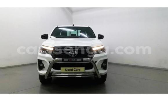 Acheter Occasion Voiture Toyota Hilux Blanc à Bhunya, Manzini Acheter Occasion Voiture Toyota Hilux Blanc à Bhunya, Manzini