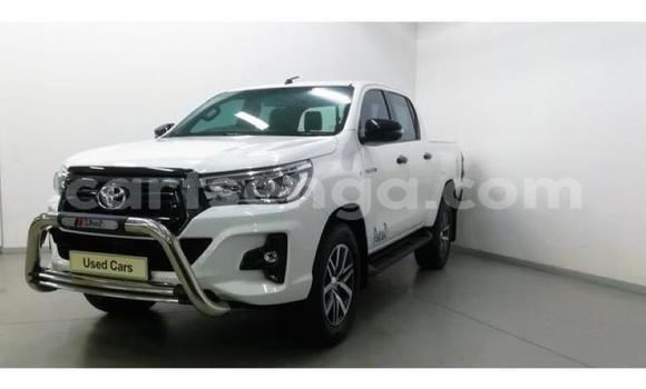 Acheter Occasion Voiture Toyota Hilux Blanc à Bhunya, Manzini Acheter Occasion Voiture Toyota Hilux Blanc à Bhunya, Manzini