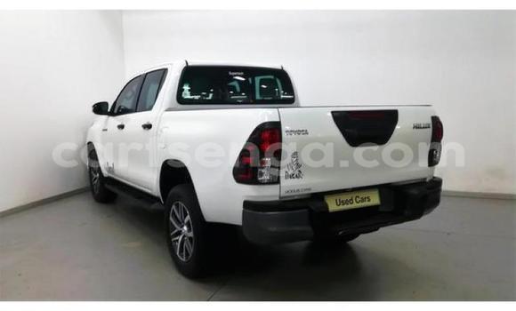 Acheter Occasion Voiture Toyota Hilux Blanc à Bhunya, Manzini Acheter Occasion Voiture Toyota Hilux Blanc à Bhunya, Manzini
